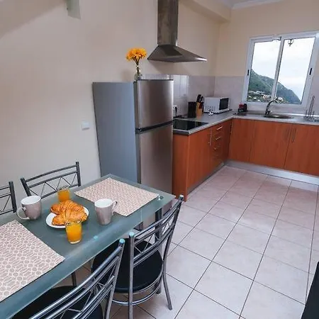 Apartment Cozy Private Calheta