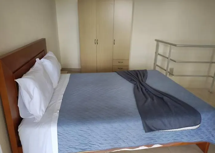 Cozy Private Calheta